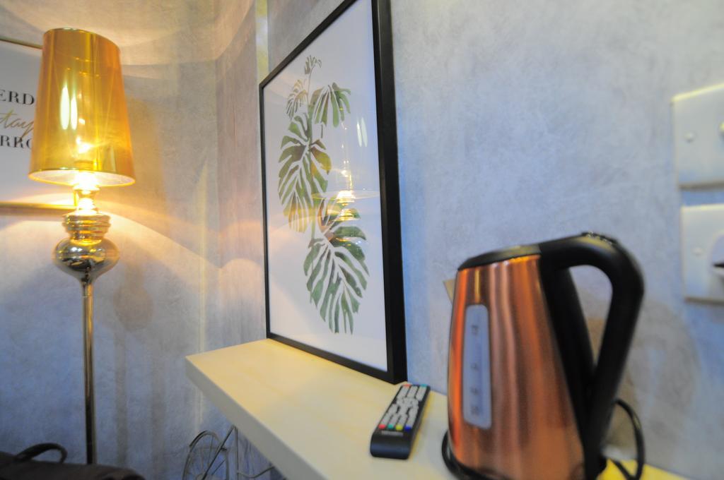 Big Wave Travel Hotel Hong Kong Exterior photo