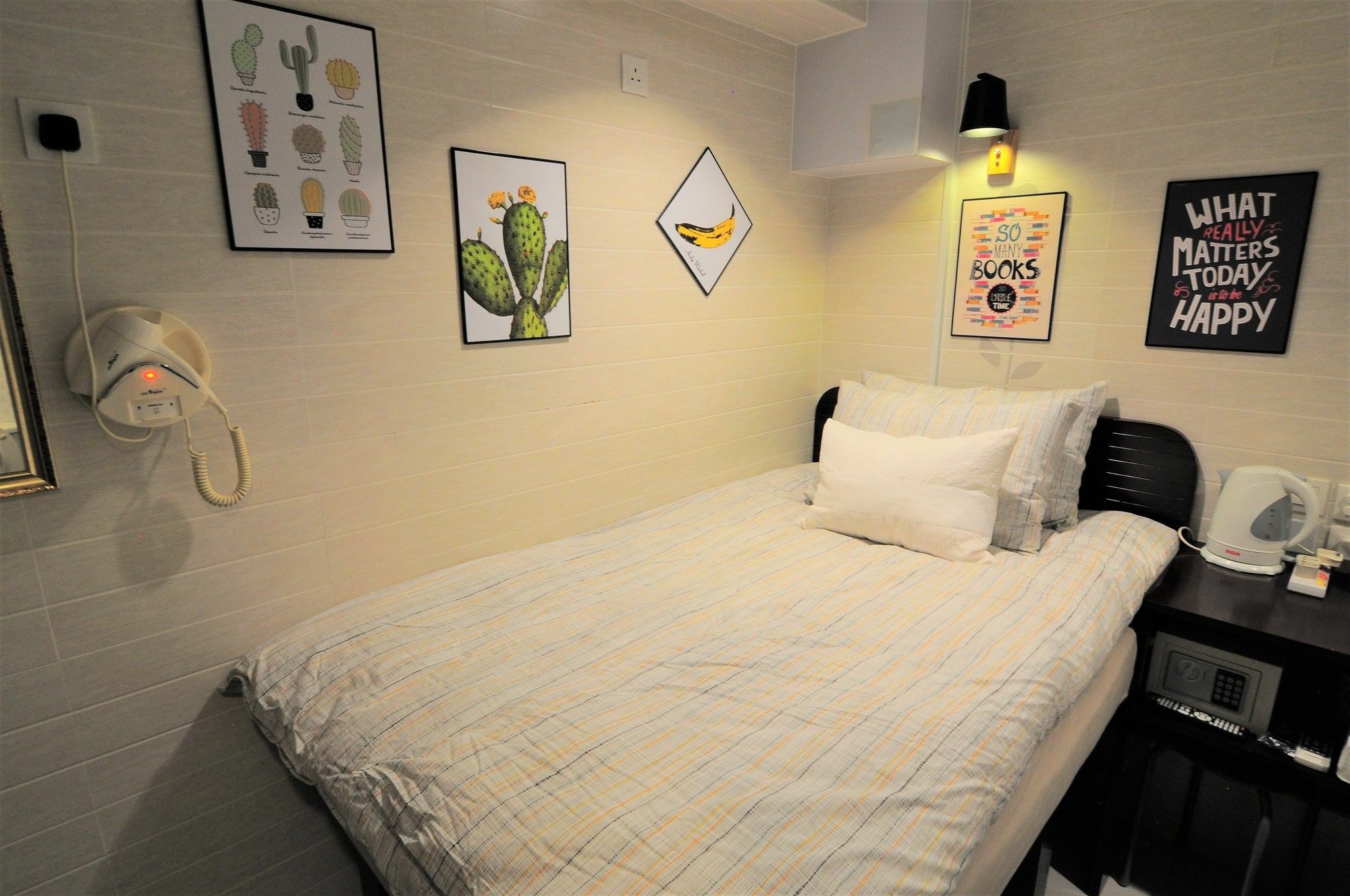 Big Wave Travel Hotel Hong Kong Exterior photo
